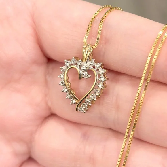 Vintage 10K Gold Open Heart Diamond Pendant: Dainty Feminine Charm - Picture 7 of 12